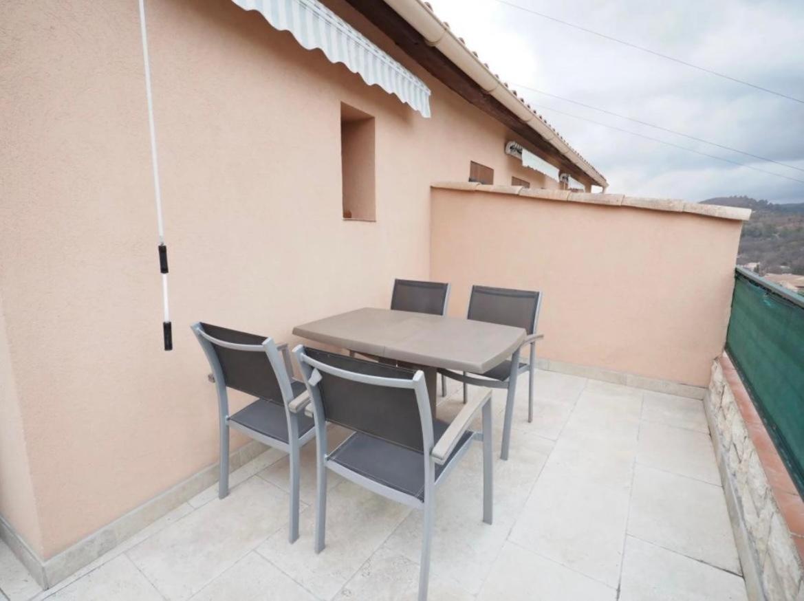Studio Meuble Avec Terrasse Gréoux-les-Bains Kültér fotó